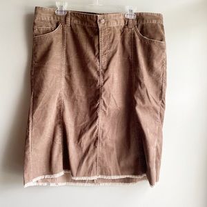 ☀️Old Navy / Brown Corduroy Skirt - 16 (EUC)
